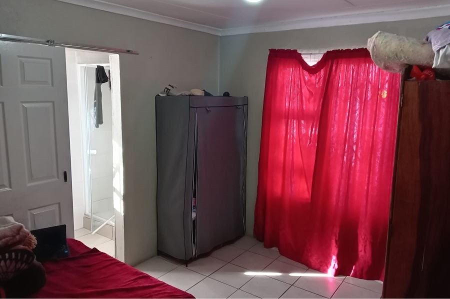 2 Bedroom Property for Sale in Kutlwanong Northern Cape
